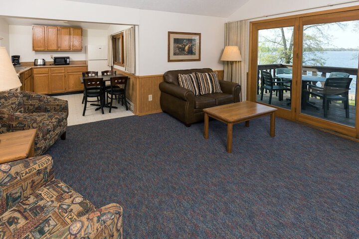 Craguns Resort & Hotel