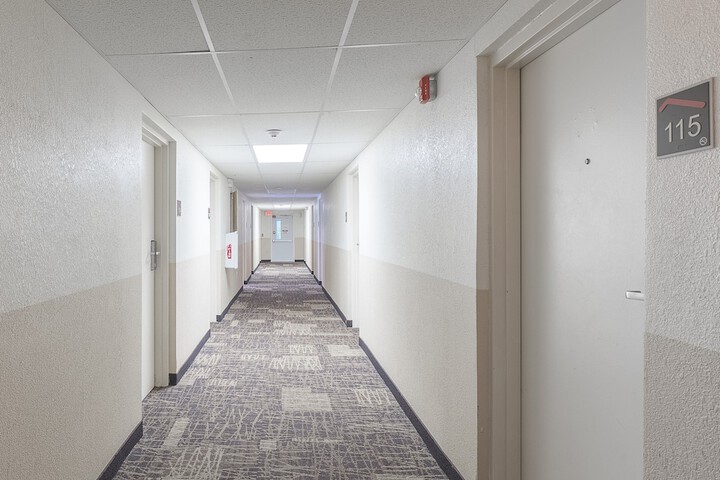 Ballroom/Hall 33 of 33