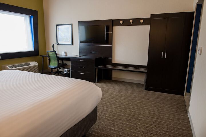 Room 20 of 48