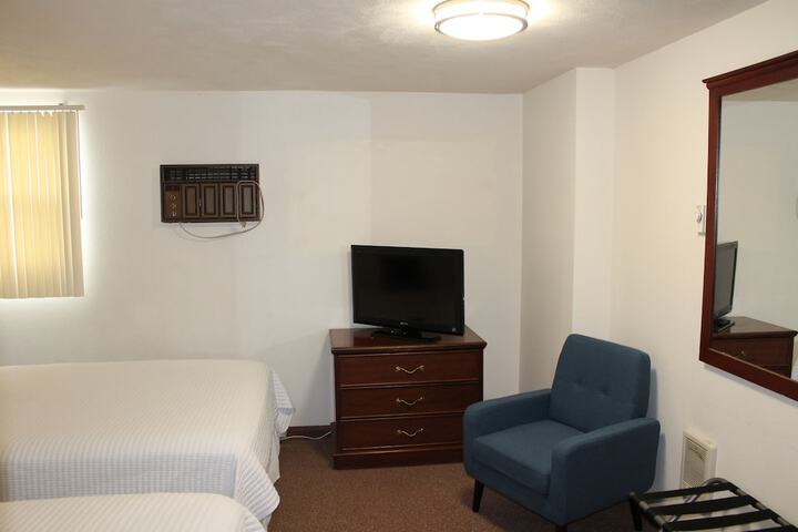 Room 27 of 36