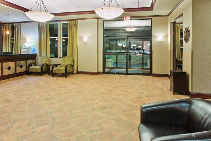 Hotel 4 of 64