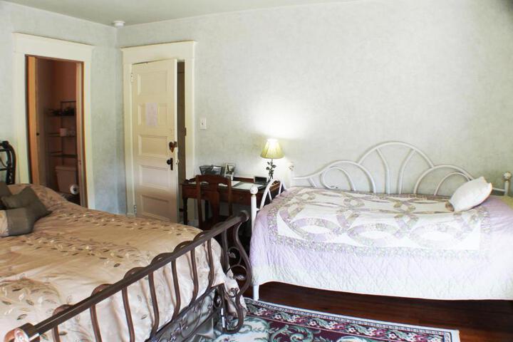 The White Birch Inn