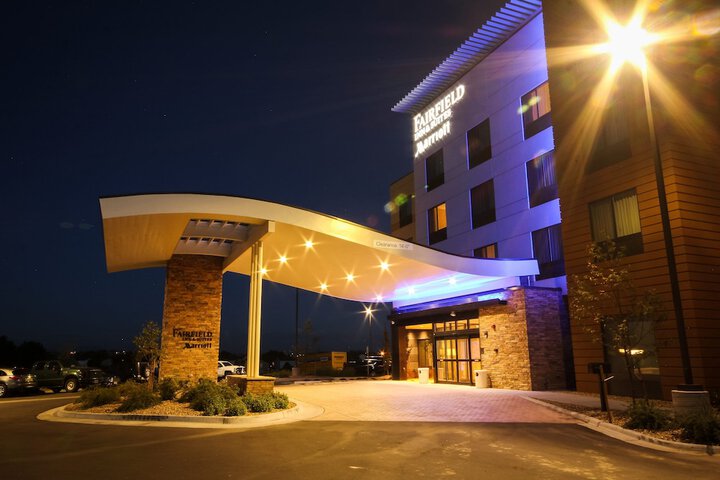 Hotel 3 of 27