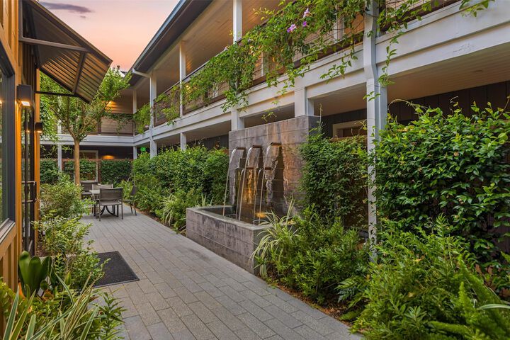 Best Western Plus Stevenson Manor