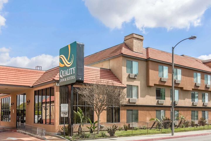 Hotel 3 of 39