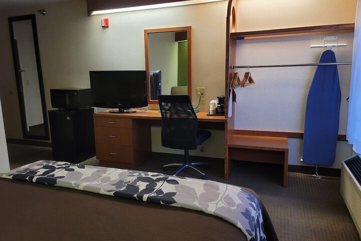 Room 31 of 61