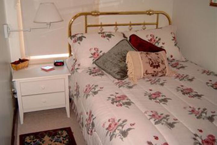 Victorian Rose Country Inn