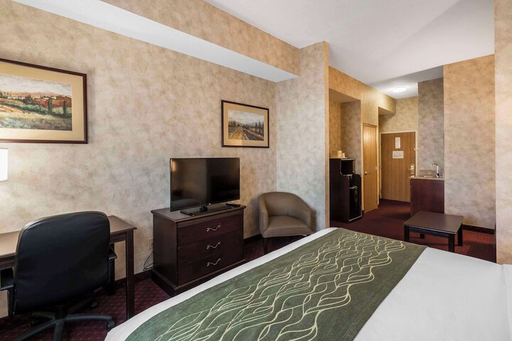 Room 26 of 39