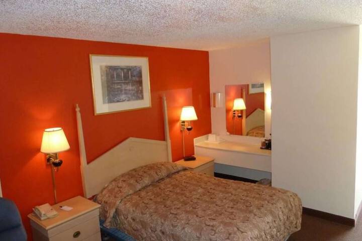 Room 22 of 26