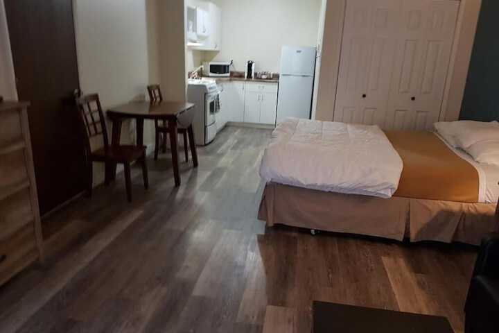 Room 29 of 32