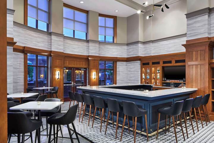 Hampton Inn & Suites Saratoga Springs Downtown
