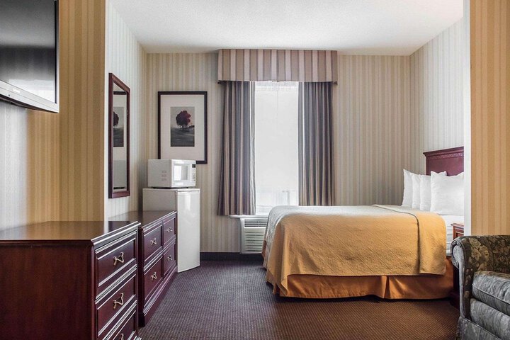 Room 12 of 39