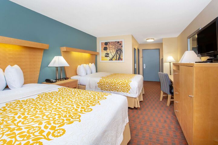 Room 18 of 43