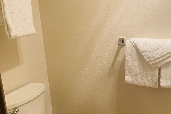 Americas Best Value Inn Sandpoint