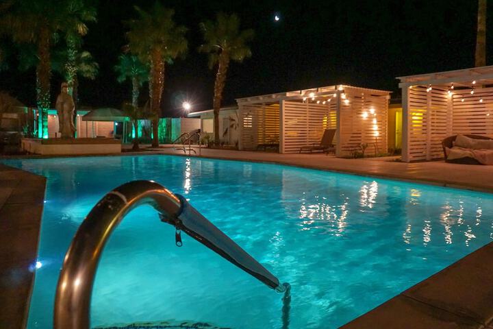 Pool 9 of 42