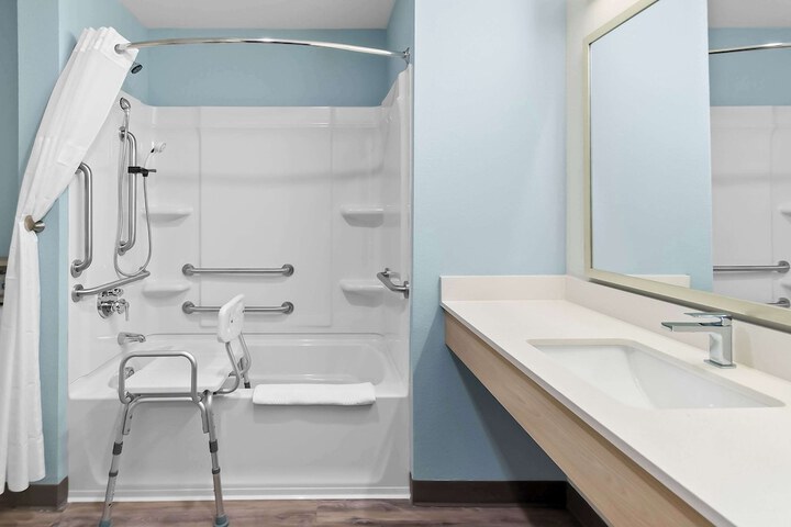 Woodspring Suites Pensacola West