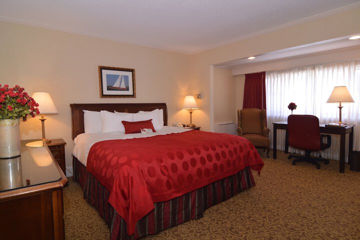 Ramada by Wyndham Seekonk Providence Area