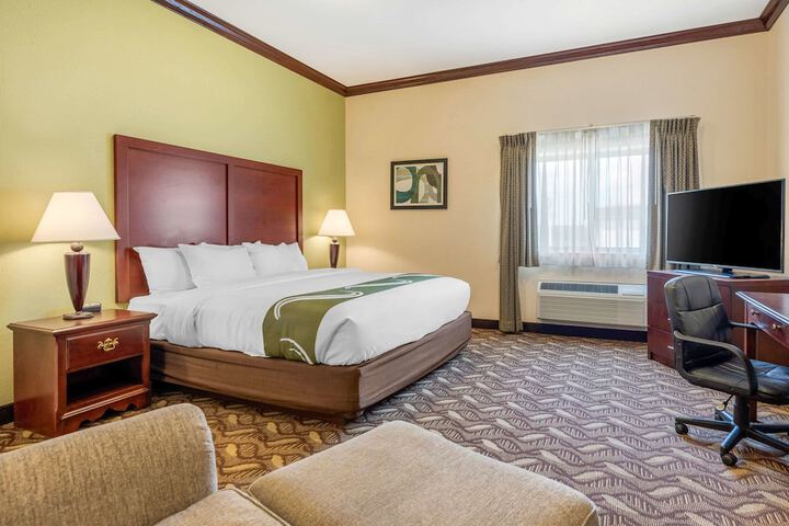 Quality Inn & Suites Zanesville City Center
