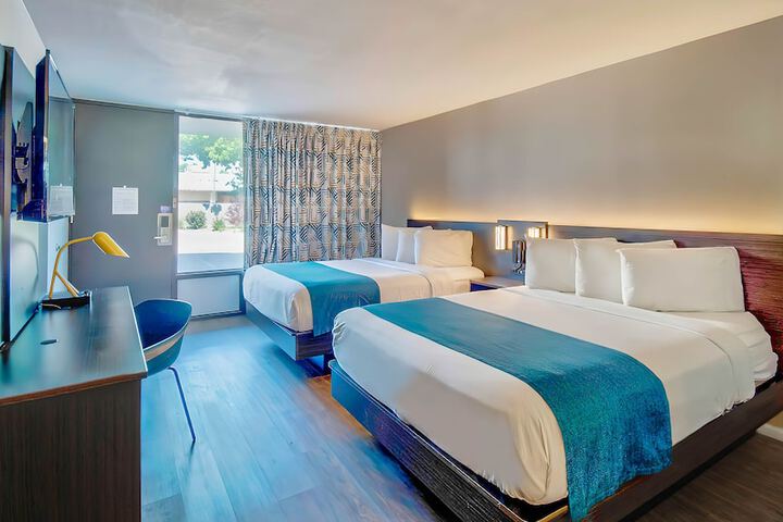 Room 20 of 25