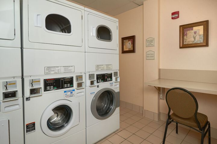 Room 14 of 39