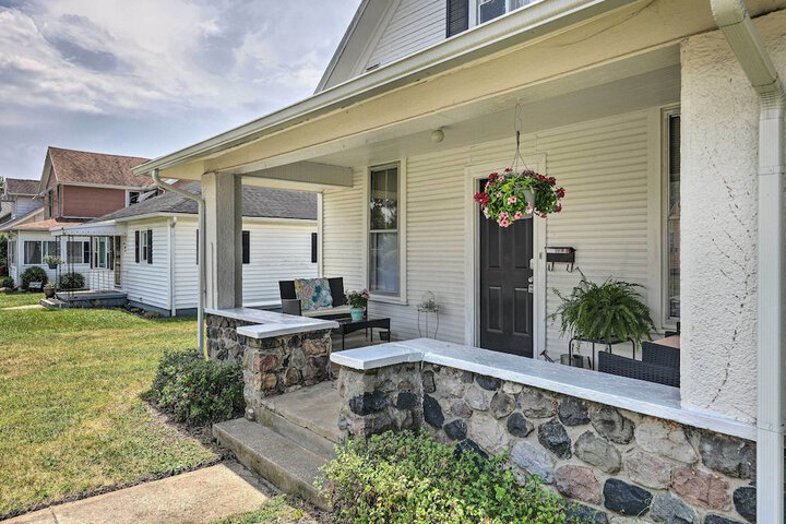 Pet-friendly Greenville Home w / Private Yard