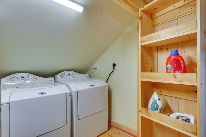 Inviting Chittenden Apartment Near Pico Mountain!