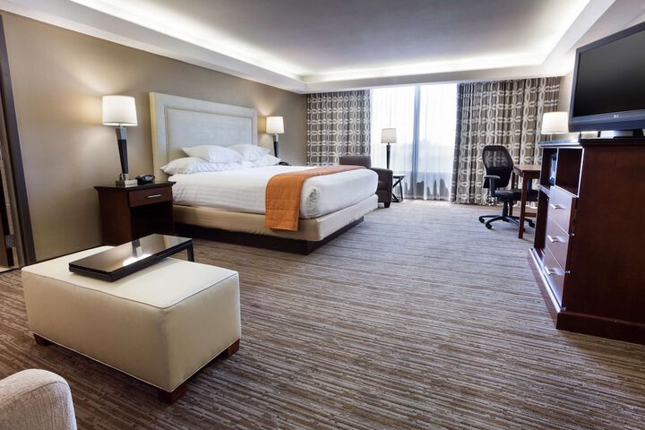 Room 8 of 36