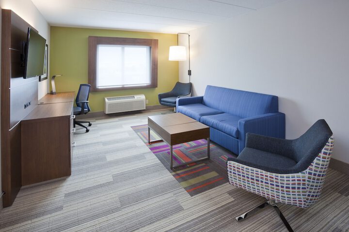 Holiday Inn Express Roseville-St. Paul by IHG
