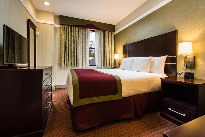 The Hotel at Times Square