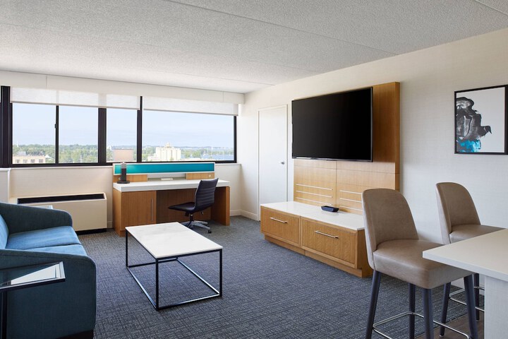 Room 13 of 53