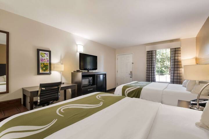 Room 28 of 31