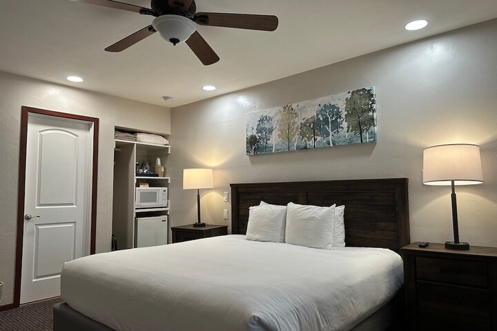 Room 25 of 34