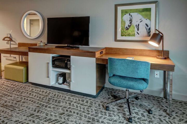 Hampton Inn & Suites Nashville / Goodlettsville
