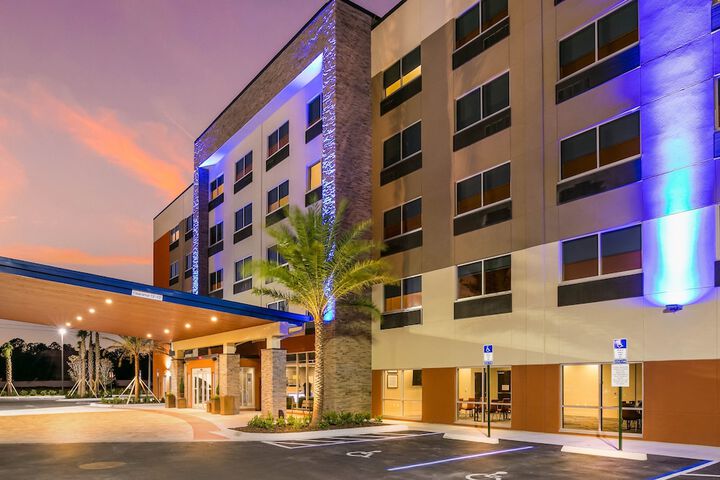 Hotel 9 of 45