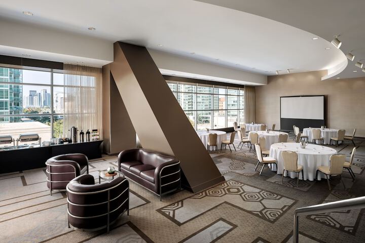 Hotel Interior 9 of 76