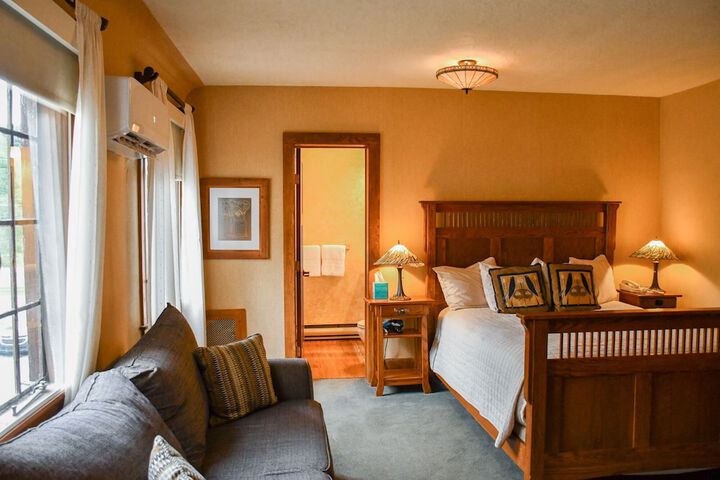 The Settlers Inn