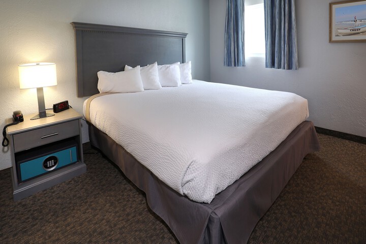 Room 53 of 111