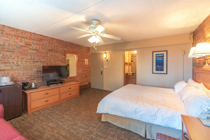 Room 29 of 59
