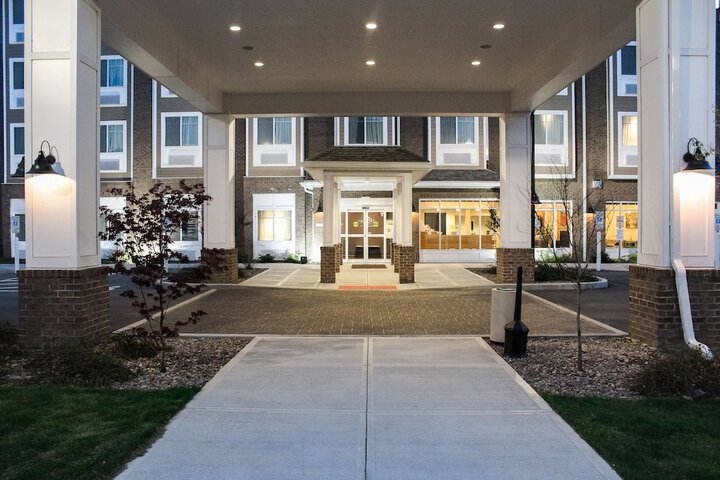Hotel 2 of 69