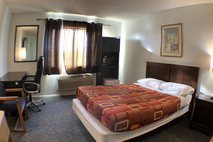 Room 43 of 154