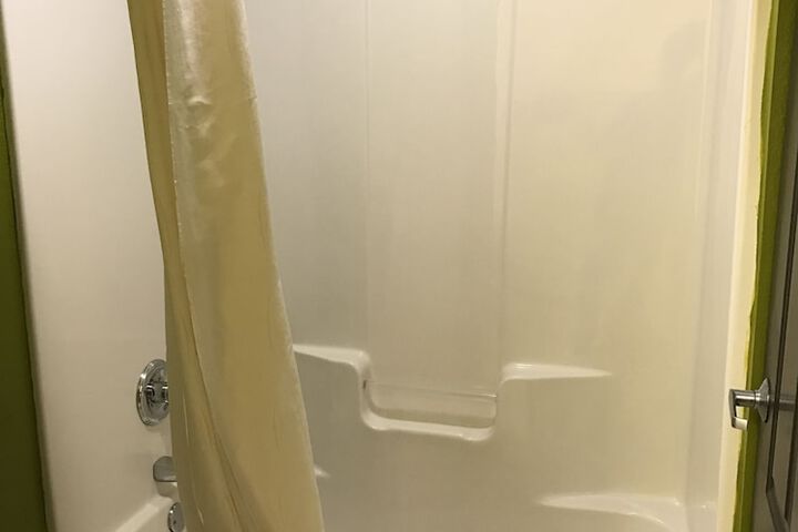 Room 14 of 16