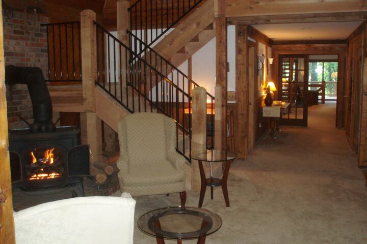 Hotel Interior 12 of 91
