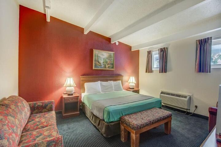 Room 20 of 28