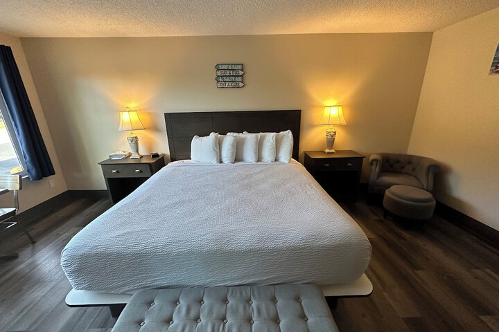 Room 93 of 159