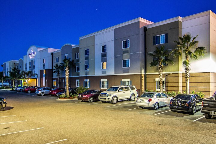 Hotel 4 of 60