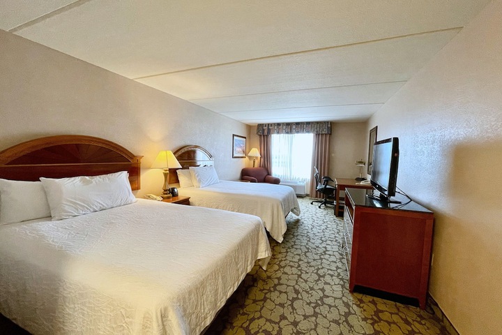 Room 33 of 54