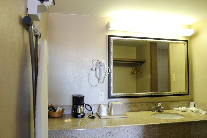 Room 45 of 70