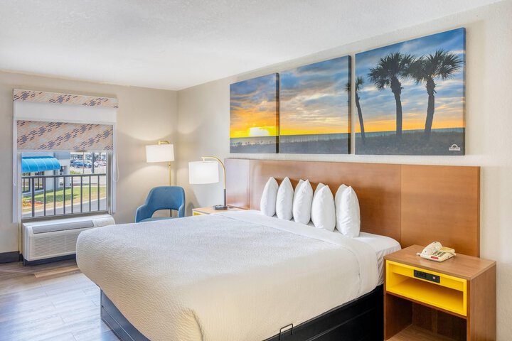 Days Inn by Wyndham Port Charlotte / Punta Gorda