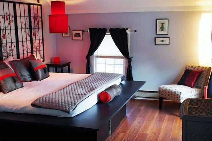 Admiral Peary Inn Bed & Breakfast