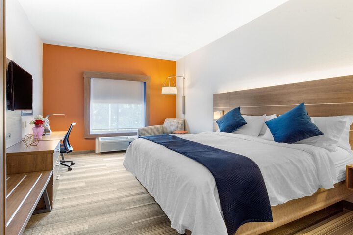 Room 18 of 62